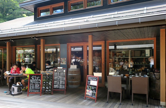 【セルクル 軽井沢】300種以上の自然派ワインと信州食材が魅力のフレンチレストラン