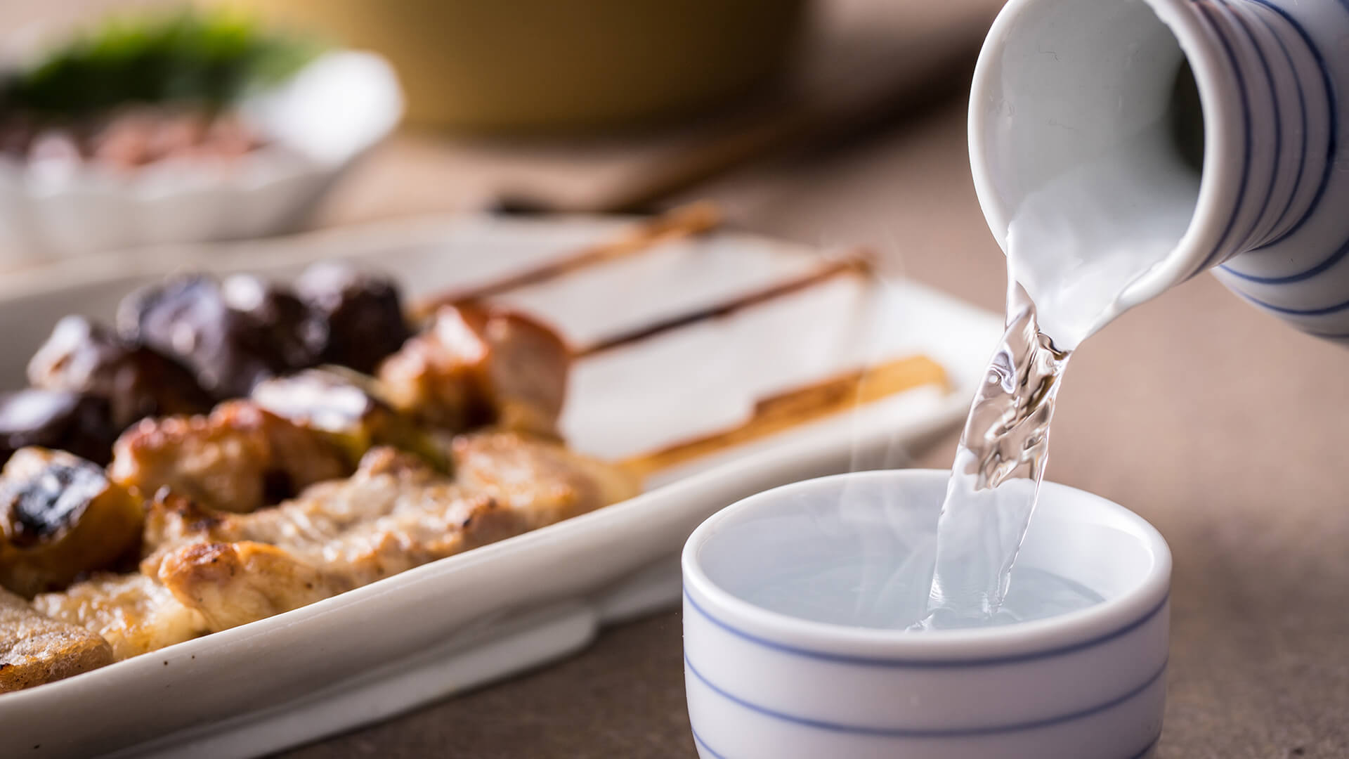 旅の思い出に一杯◎軽井沢ならではの地酒が揃う酒屋3選