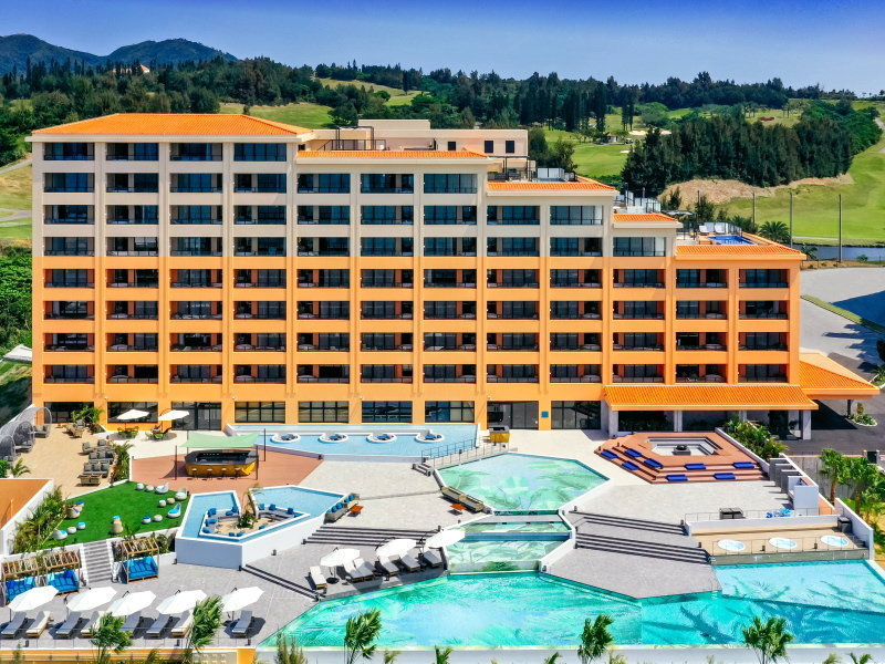 【AQUASENSE Hotel & Resort】東シナ海を一望できるリゾートで味わう至福のひととき。子連れもカップルも楽しめる、オーシャンビューと贅沢な料理