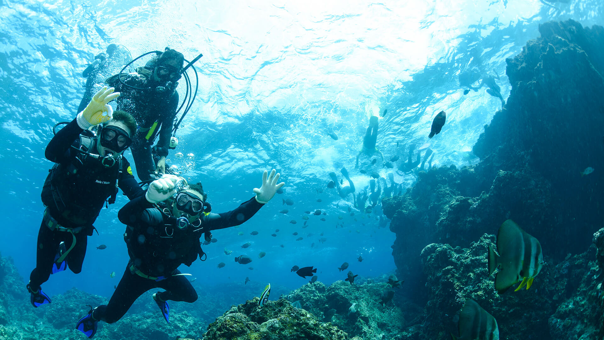 沖縄県読谷村にあるマリンアクティビティスポット6選