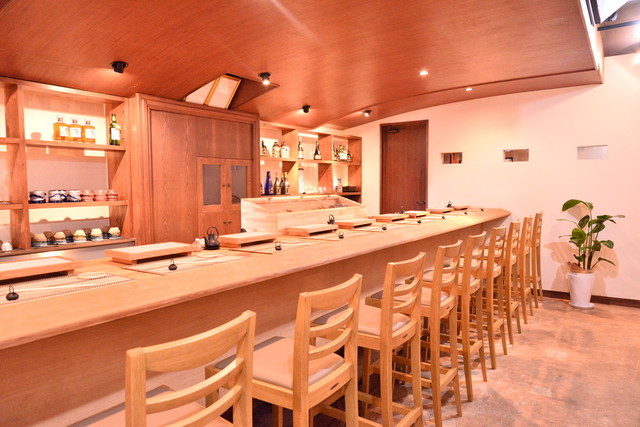 【鮨弥栄】寿司一筋、職人の技が光る。おすすめの極上江戸前寿司