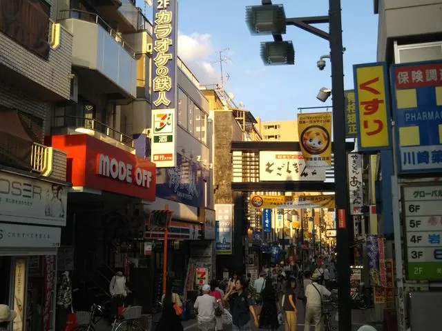 【戸越銀座商店街】東急池上線で行く！ショッピングと食べ歩きで魅力発見