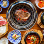 【2025年最新版】新大久保グルメ完全攻略｜女子会・デートにぴったり！韓国料理・映えカフェの人気店まとめ