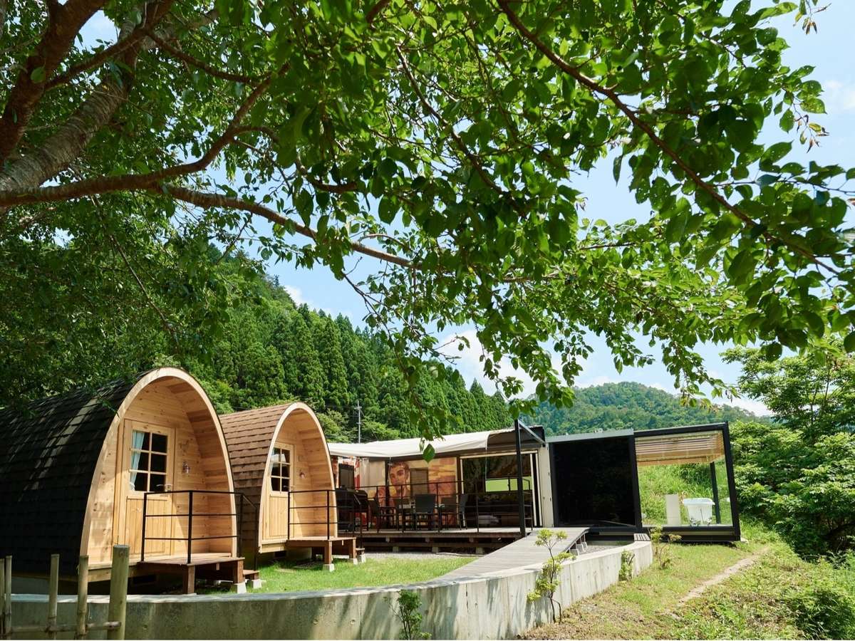 【ミヤマテラス】四季折々の美しさを堪能できる！京都・美山の魅力的な宿泊体験