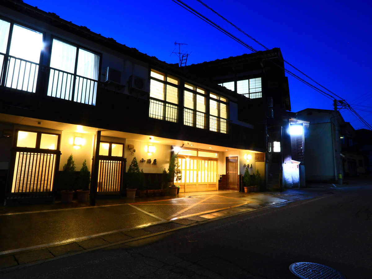 【民宿 小西屋】登山やツーリングの拠点に最適！おもてなしと季節の味を楽しむ