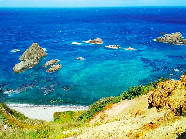 【島武意海岸】北海道で出会う絶景体験！積丹ブルーが広がる驚きの海岸