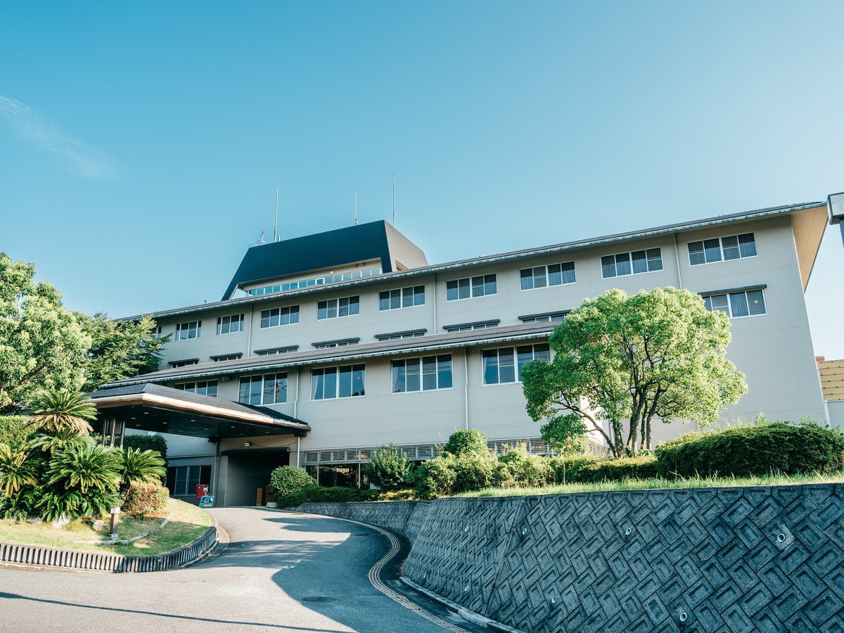 【亀の井ホテル 富田林】山頂で味わう、湯と景色が織りなす至福の時間