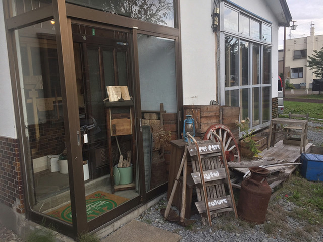 【Acts Cafe】静かな空間。アンティークな雰囲気の穴場カフェ