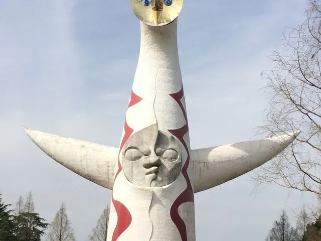 【万博記念公園】太陽の塔と四季の絶景が待つ、大阪モノレールで行ける魅力的なスポット