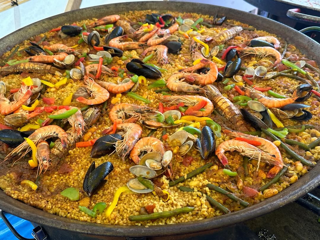 シーフードパエリア
