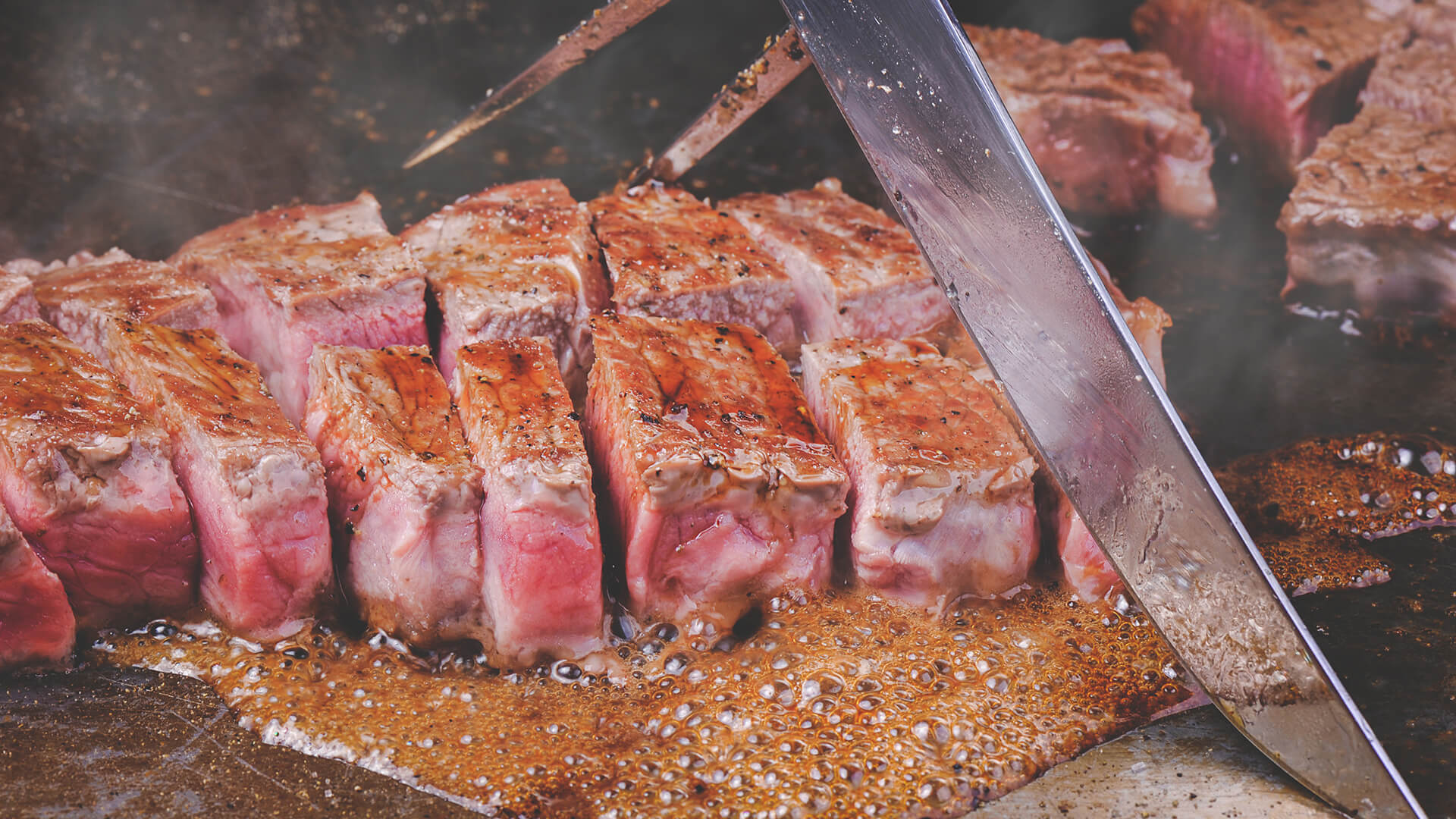 すすきの・北海道の鉄板焼き名店10選！地元グルメを楽しめる