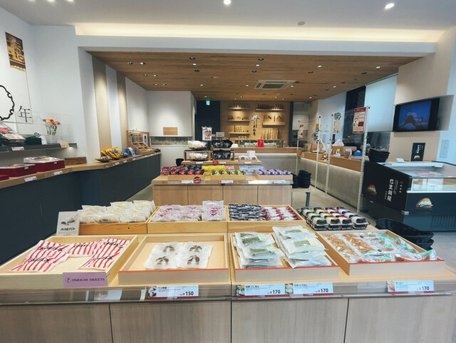 札幌千秋庵 本店 内装