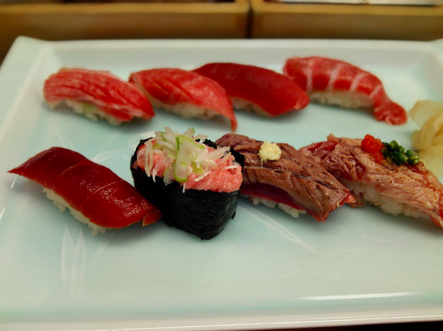 大黒鮪尽し（八点盛り）