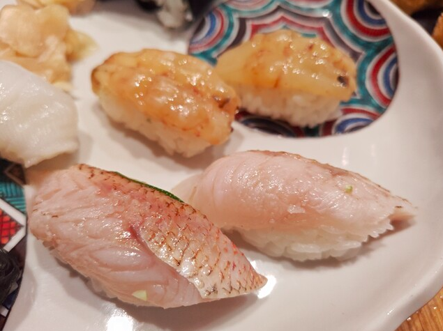 のどぐろとガスエビ