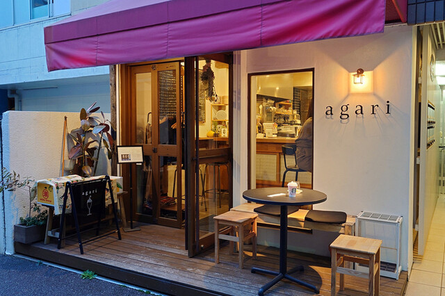 【パフェバー agari】SNS映えだけじゃない！味のセンスが光る芸術的なパフェ