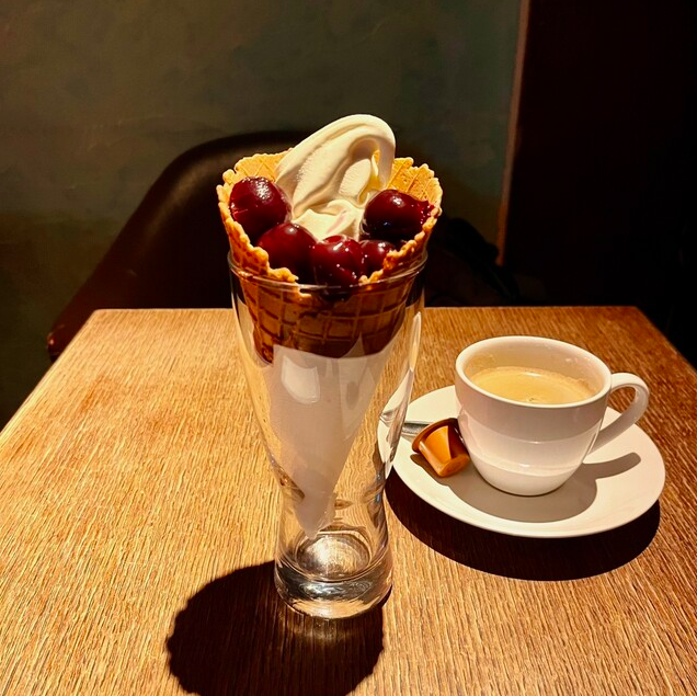 ダークチェリーソフトクリーム