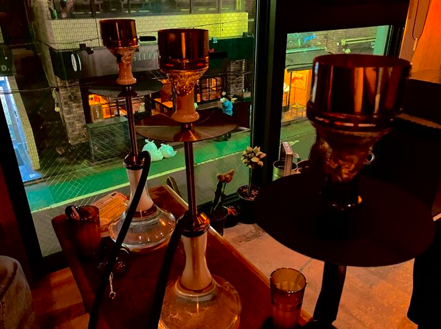 【Cafe&Bar + Gallery Chapter】Wi-Fi完備でシーシャもOK！中目黒の和む場所