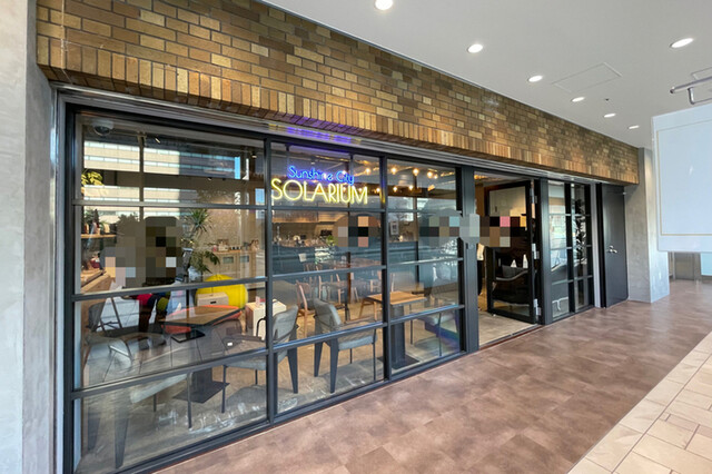 【バイロンベイコーヒー サンシャインシティ ソラリウム店】リモートワークにも◎アサイーボウルが人気の自然派カフェ