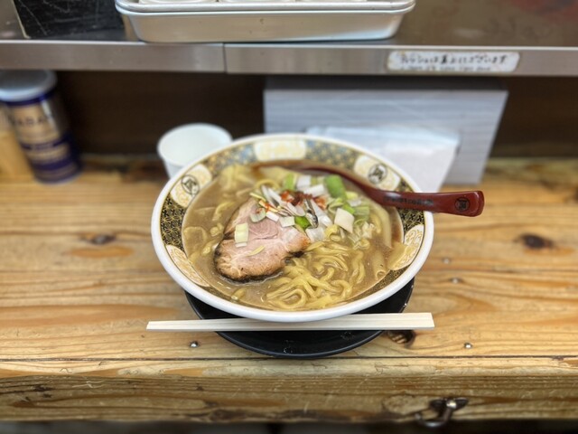 すごい煮干ラーメン