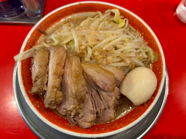 小ラーメン (豚5枚)+煮卵トッピング