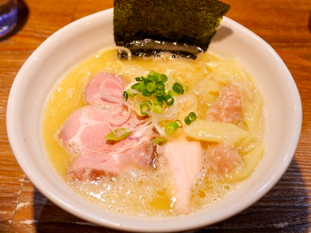 濃厚中華そば しお+限定トッピング