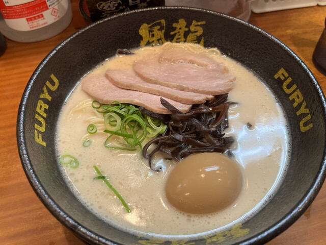 とんこつラーメン
