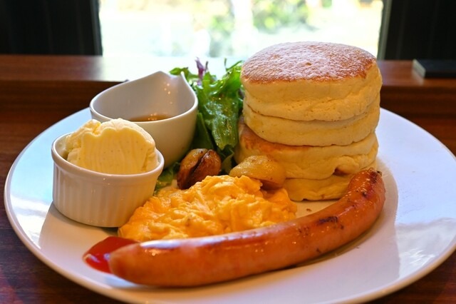 エッグ&ミート パンケーキ