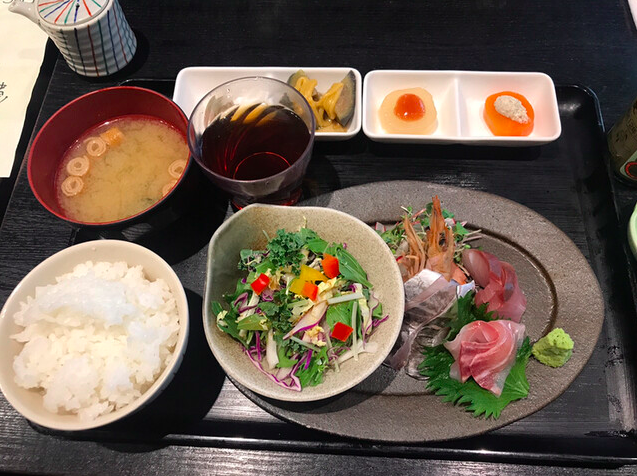 お造り盛合せ定食