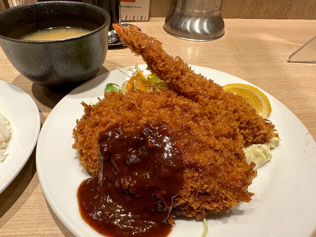 ハンバーグ&海老フライ