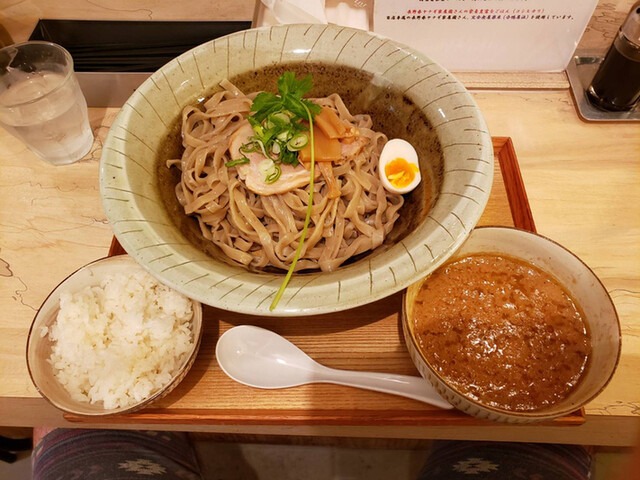 つけ麺大盛り＋ごはん小