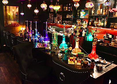 【Appare Shisha 京橋本店】会話もシーシャも楽しめるカウンターのあるお店