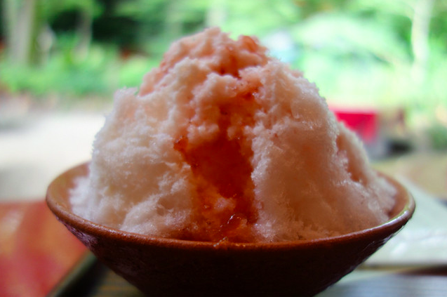 氷室の氷 自家製イチゴみるく