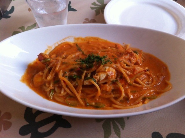 渡り蟹と九条ネギのトマトクリーム