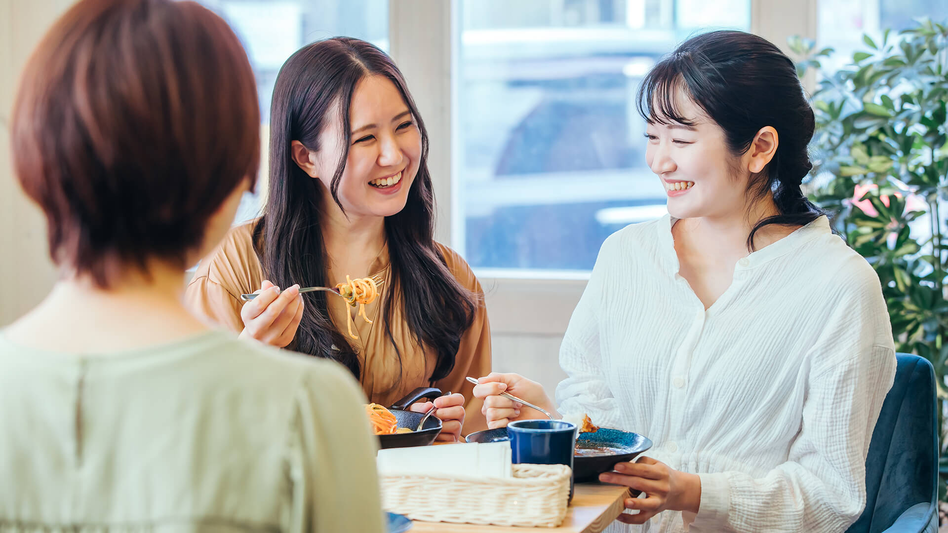 【ジャンル別まとめ】乃木坂のおしゃれランチ12選｜安い・おしゃれ・ひとり向けまで多彩な人気店を編集部が厳選！