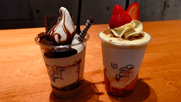 チョコづくしといちごミルフィーユ