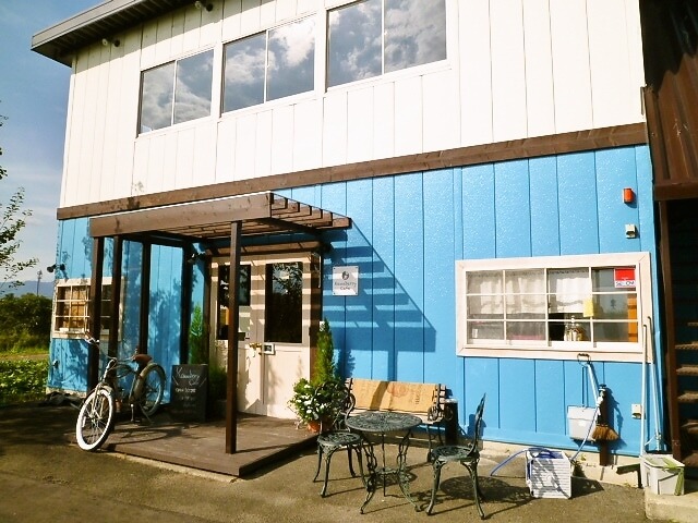 【Kawaberry cafe】可愛いスイーツと落ち着いた空間が魅力の注目カフェ