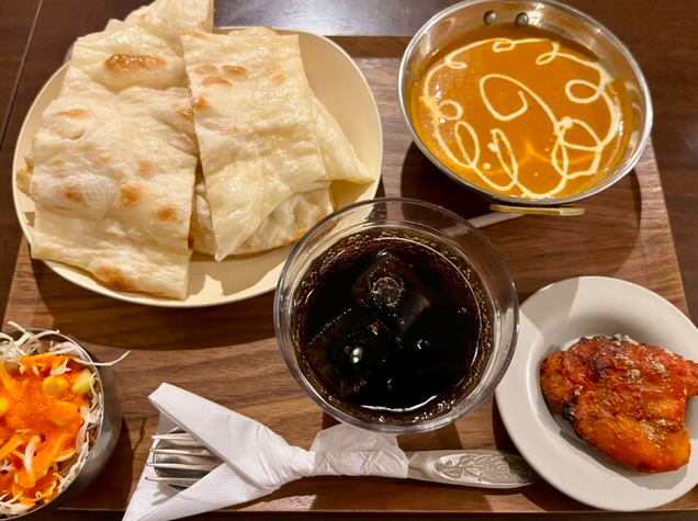 Maha set A (チキンカレー辛さ普通)