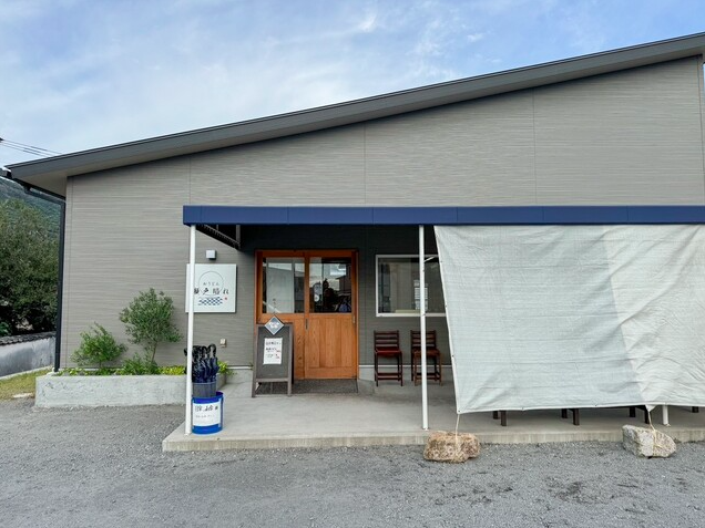 【おうどん 瀬戸晴れ】香川産いりこが香る唯一無二の出汁とうどんの衝撃食感