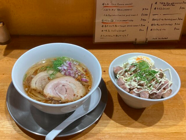 しょうゆラーメン、チャーマヨ丼