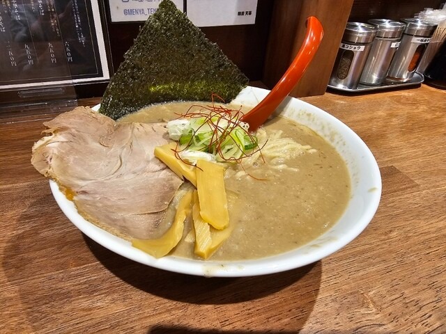 ウマドロ煮干し中華そば