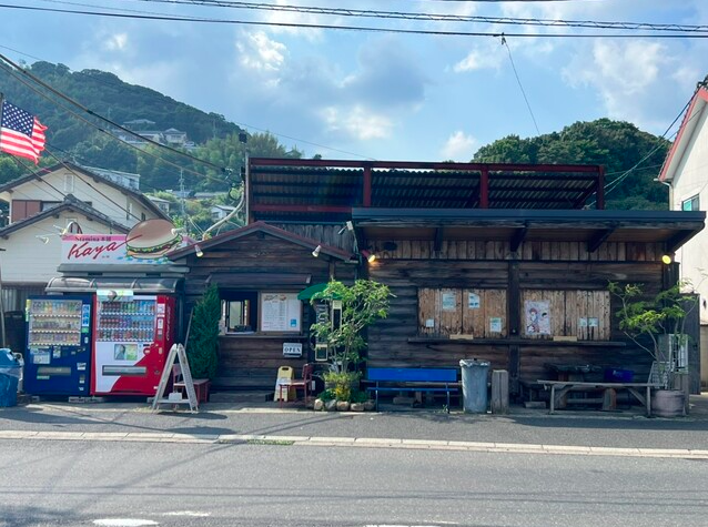 【Stamina本舗 Kaya】佐世保の白いバンズに包まれた特製バーガーの満足感